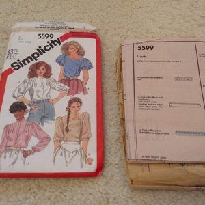 3/$25 vintage 70s sewing pattern blouse top shirt